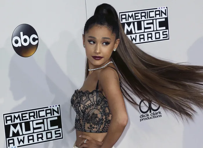Ngoại hình gây sốc của Ariana Grande