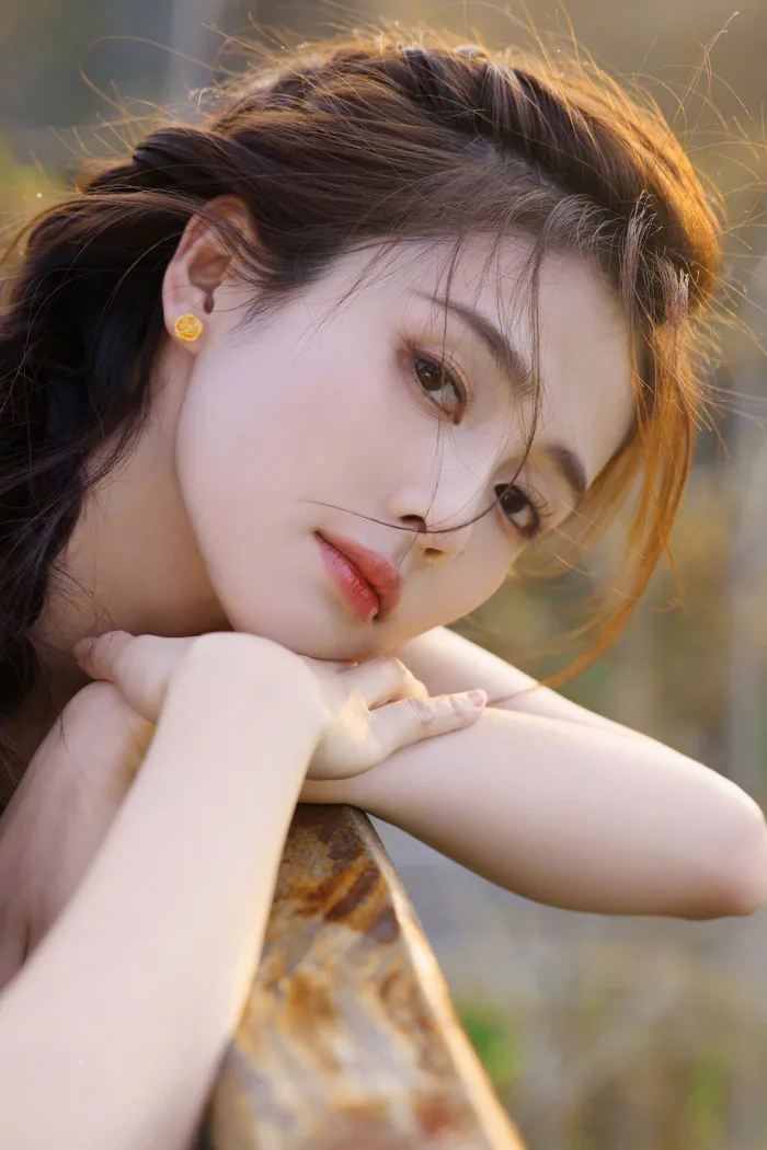 Bức ảnh vạch trần sự giả dối của Triệu Lộ Tư và Bạch Lộc