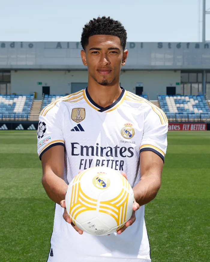 Jude Bellingham hạnh phúc khi được khoác áo Real Madrid