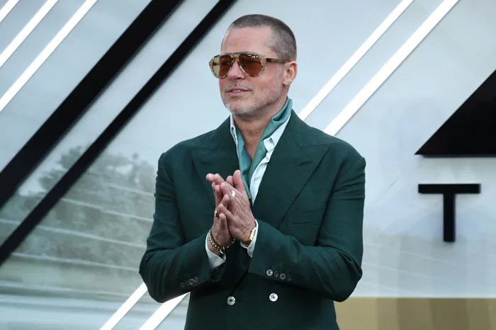 Brad Pitt muốn làm lành với cặp con song sinh