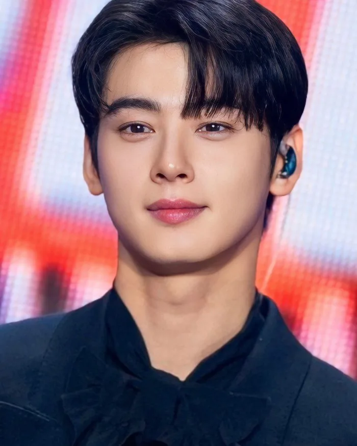 Em trai Cha Eun Woo: Đã đẹp lại còn thông minh xuất chúng, dân tình thi  nhau xin làm 