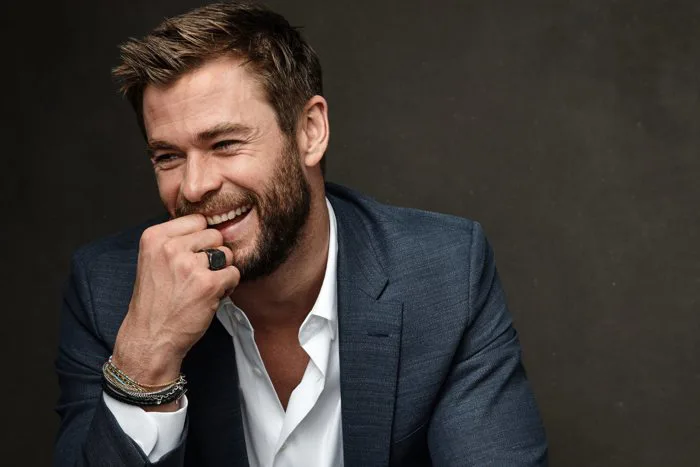 Chris Hemsworth – Hành trình hóa thân từ Thần Sấm cho đến Kỵ binh quả cảm  với những nỗ lực không ngừng