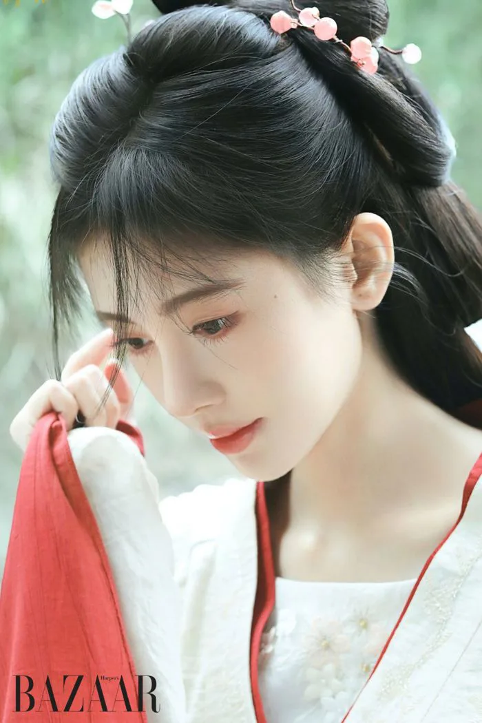 Làm đẹp như nữ diễn viên Cúc Tịnh Y trong phim Hoa Nhung