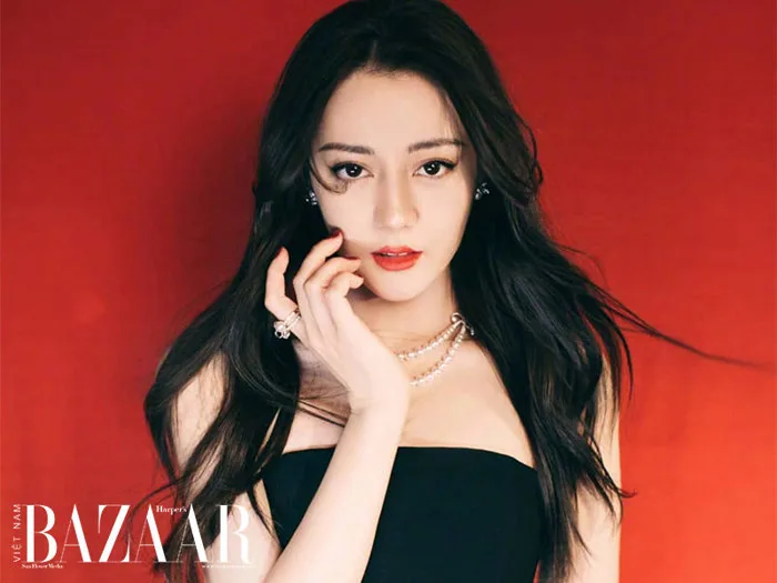 Địch Lệ Nhiệt Ba tiết lộ về mẫu người bạn đời lý tưởng | Harper's Bazaar