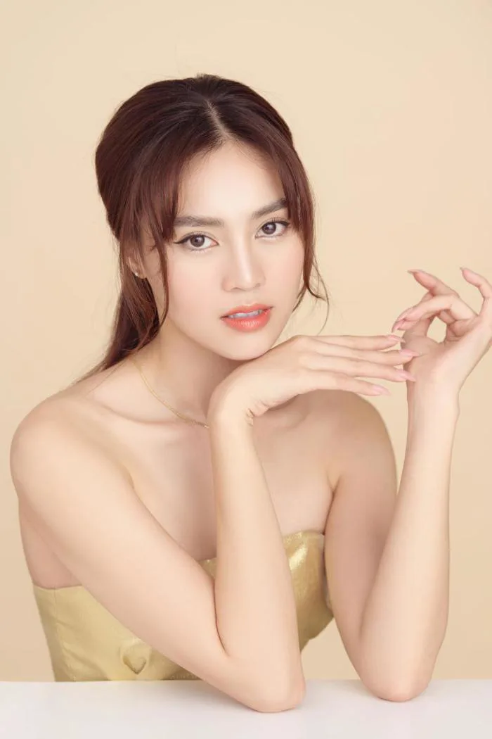 Top 15 Bóng hồng xinh đẹp của làng giải trí Việt Việt Nam hiện nay -  toplist.vn