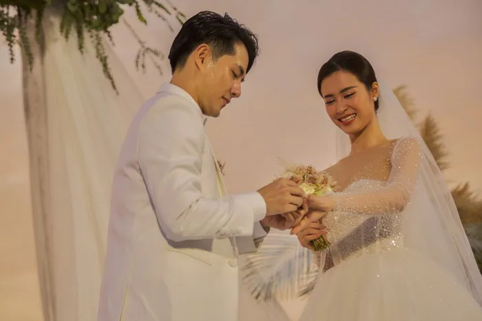 Đám cưới Đông Nhi - Ông Cao Thắng: 10 năm chờ đợi một đám cưới cổ tích liệu  có quá lâu?