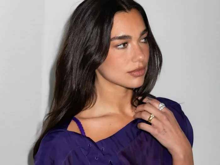 Dua Lipa và xu hướng nhẫn cưới chế tác riêng | Harper's Bazaar Việt Nam