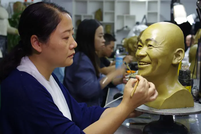 Hậu trường dự án bảo tàng tượng sáp: Cách tạo ra những bức tượng sống động  như thật | DXDF, Grand Orient Wax Figure