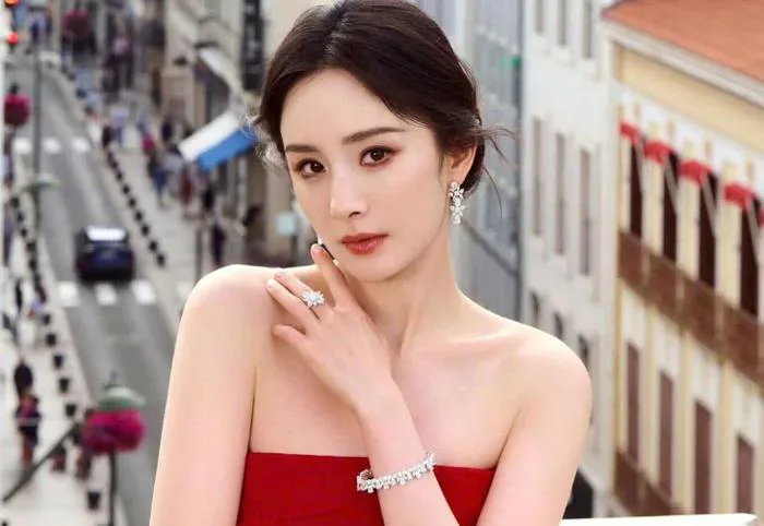 Dương Mịch U40 có gì ngoài nhan sắc? - Tuổi Trẻ Online