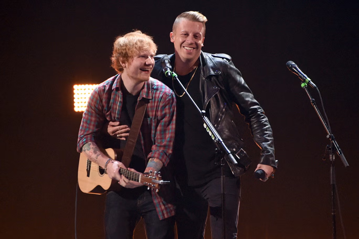 Ed Sheeran đối mặt khủng hoảng sau tour diễn