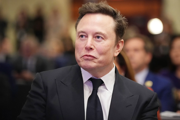 Ông Elon Musk có thể thành tỷ phú nghìn tỷ nhờ gói lương “khủng” của Tesla