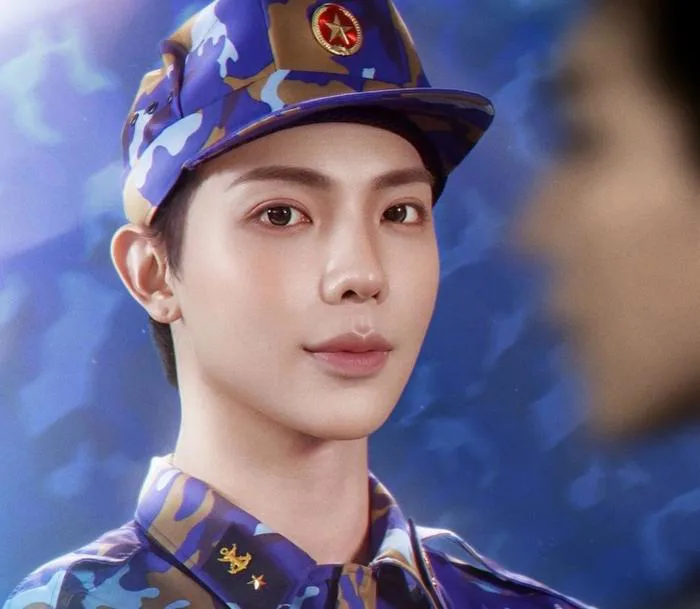 Erik xin lỗi vì ảnh trên poster Sao nhập ngũ lộ lớp kem nền dày - Tuổi Trẻ  Online