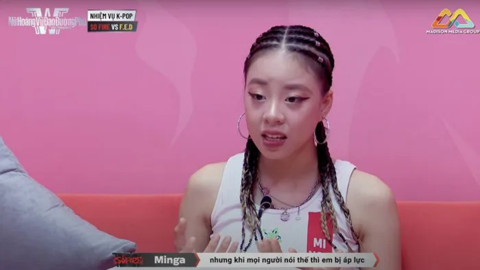 Minga - gái xinh 2K5 hot nhất MXH những giờ qua: Nhan sắc chuẩn gái Hàn,  gout ăn mặc sành khỏi bàn