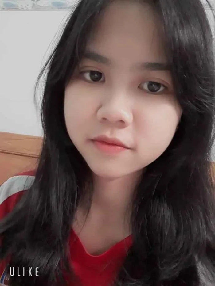 Girl xinh 2k7 | Hình xăm đôi cánh, Nữ thần mặt trăng, Xe đẹp