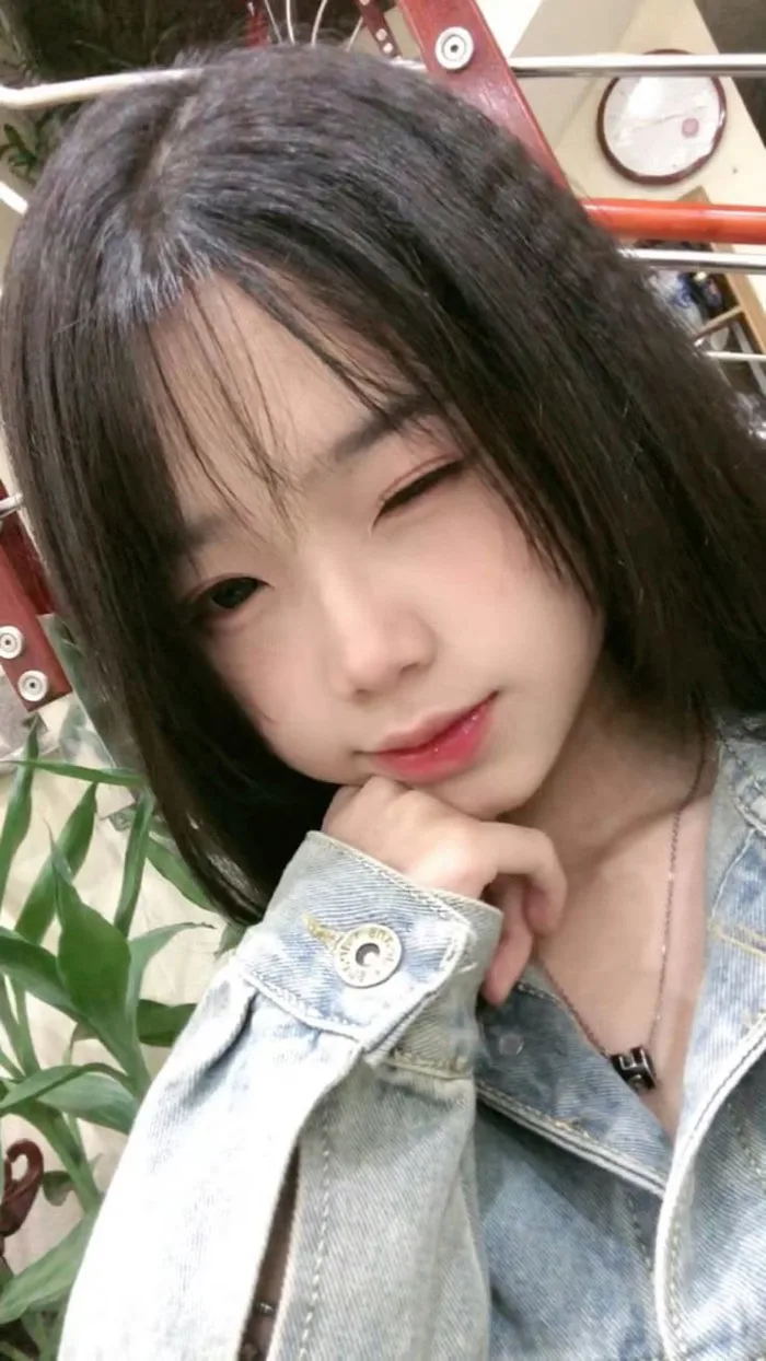 314+ Ảnh Gái Đẹp Xinh Xắn, Cuốn Hút Và Đầy Phong Cách - Thưởng Thức Âm Nhạc  Hello - Trung Tâm Hello