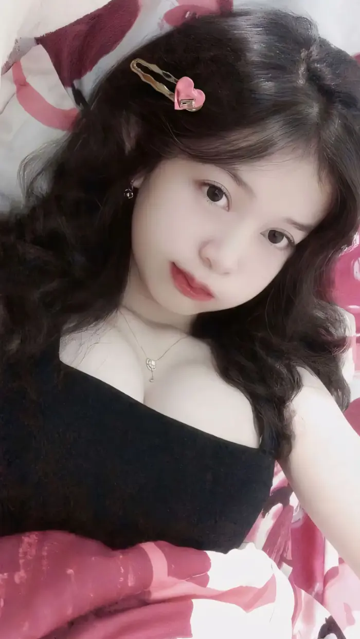 Ảnh Gái Xinh 2k9 Phong Cách Trong Trẻo Tuổi Mới Lớn