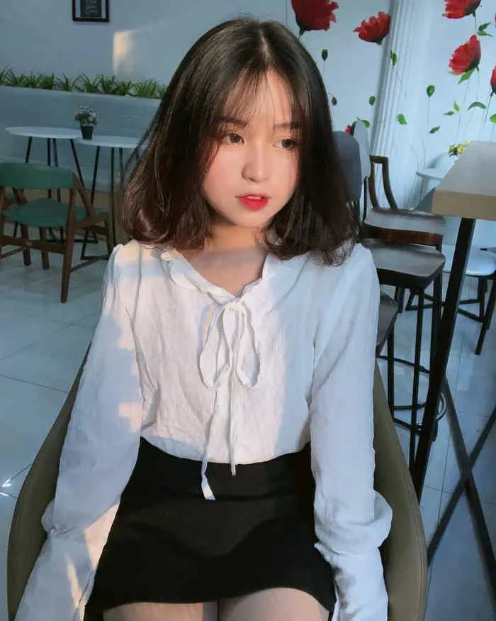 Hình Ảnh Gái K10 Xinh Đẹp, Ngây Thơ, E Ấp Như Nụ Sương Mai