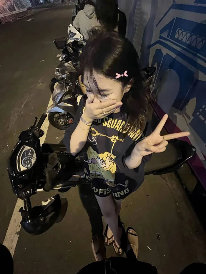 170 Ảnh gái k9 ý tưởng | ảnh nữ che mặt, chụp ảnh, khuôn mặt nữ