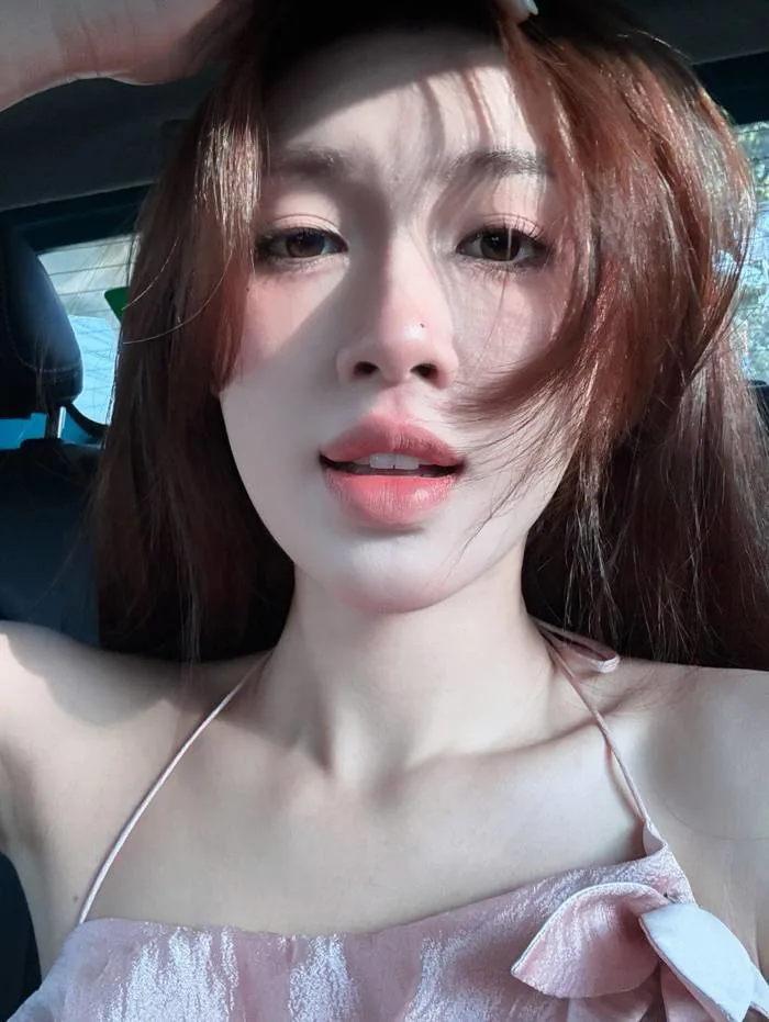 Hot girl xinh đẹp 
