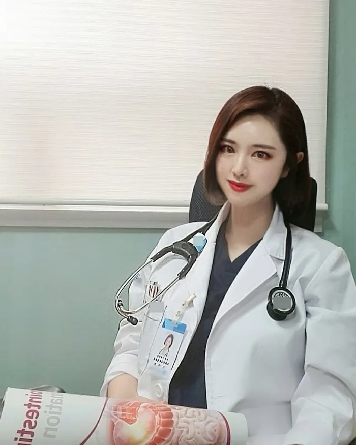 Nữ bác sĩ xứ Hàn xinh đẹp tập đa dạng môn để có dáng quyến rũ