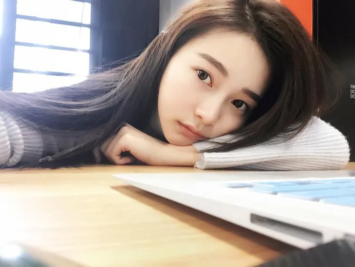 Nữ bác sĩ 