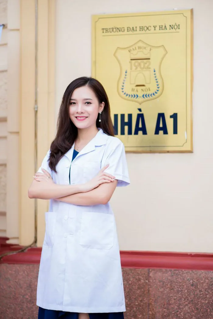 Nữ bác sĩ tương lai xinh đẹp tới độ khiến bao chàng trai muốn… đổ bệnh -  Saostar.vn
