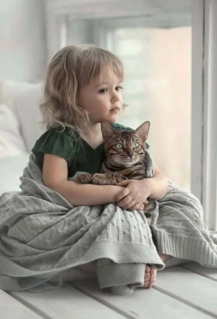 Hình ảnh bé gái dễ thương