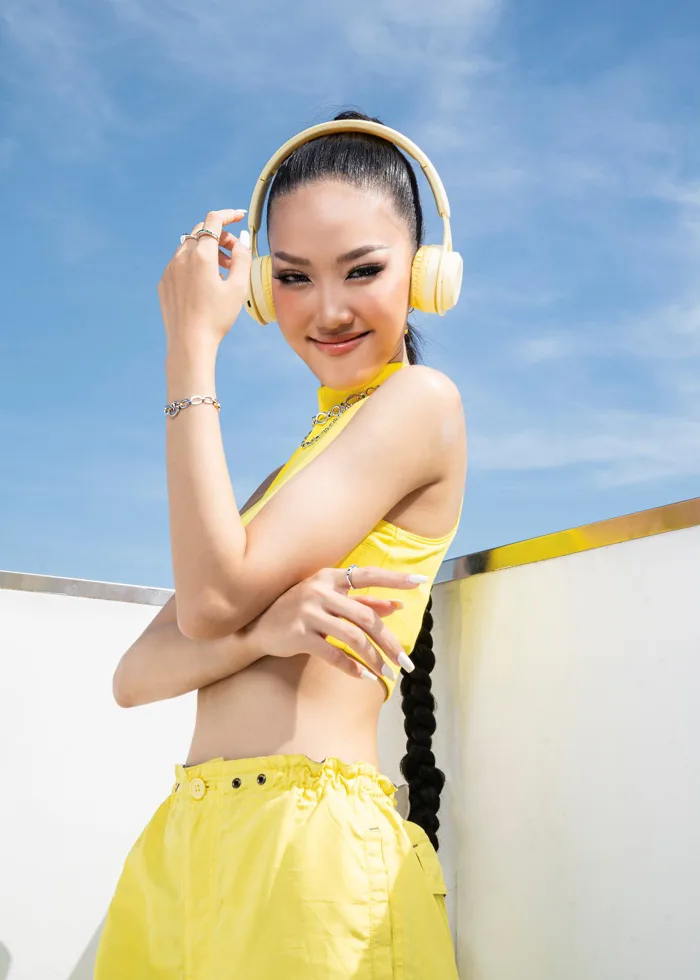 Phụ nữ hiện đại - Chẳng ngại chất riêng, bộ ảnh 8/3 dành tặng nàng cá tính