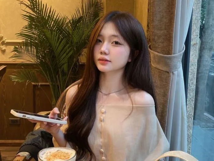 87+ Kiểu tạo dáng chụp ảnh ở quán cafe cho nữ và nam