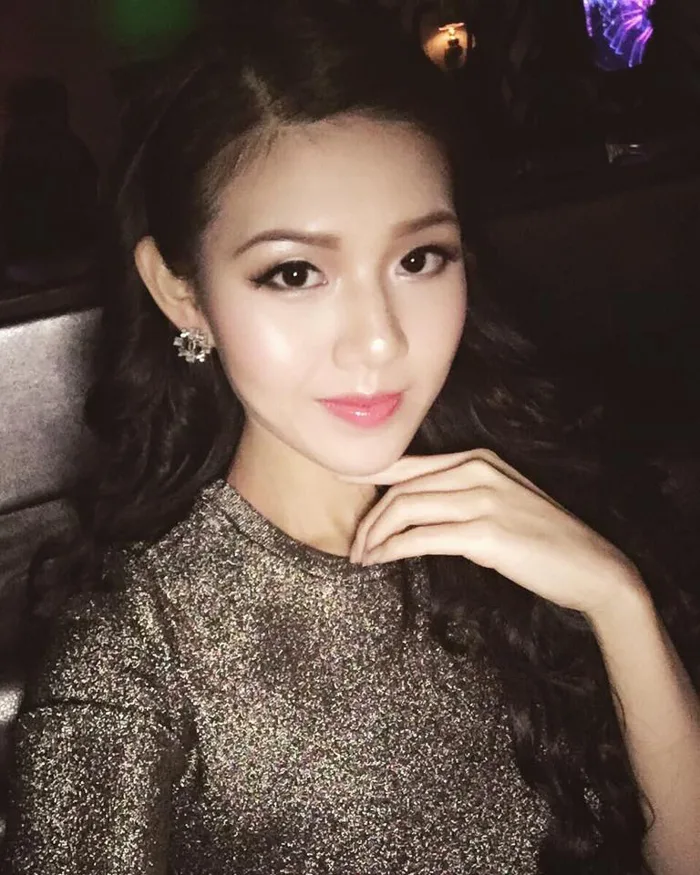 Cuộc sống sang chảnh, xa hoa của 4 cô nàng xinh đẹp trong Hội con nhà giàu  Việt Nam