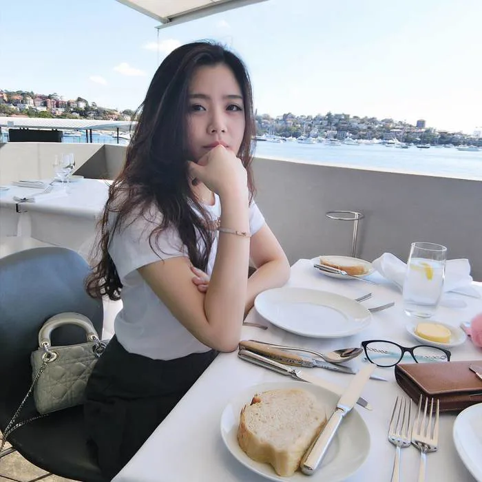 Em gái sao Việt: Người thì xinh, người thì sang chảnh - bảo sao nổi tiếng  chẳng kém hot girl