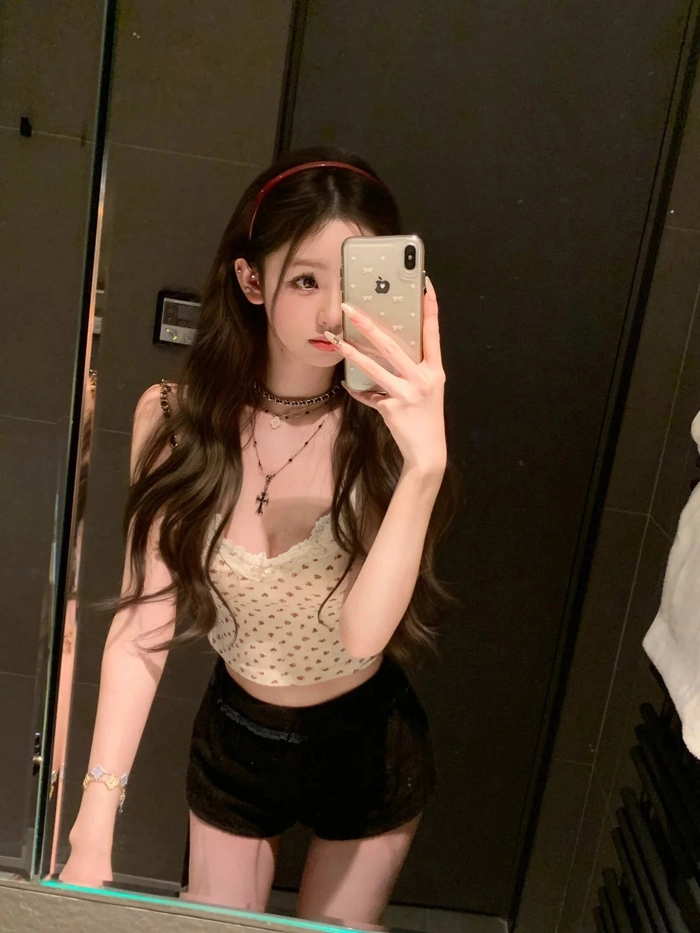 185+ avatar ảnh gái xinh che mặt bằng điện thoại sexy bí ẩn