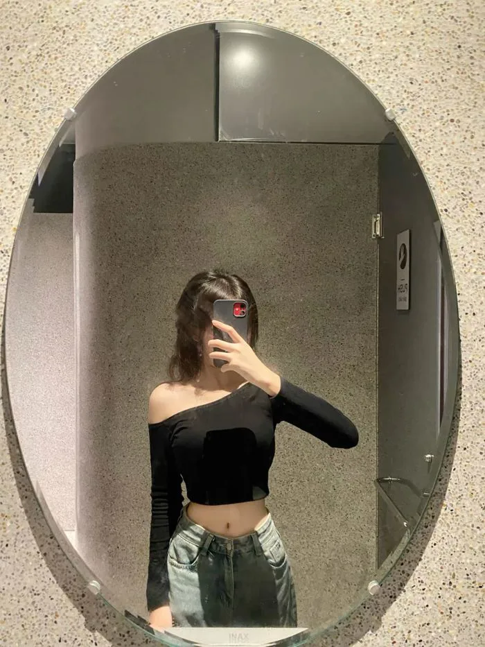 Khám phá 900+ ý tưởng Dáng + Girl che mặt và ảnh nữ che mặt trong 2026 |  tạo dáng chụp ảnh cho nữ, khuôn mặt nữ, chụp ảnh và các ý tưởng khác