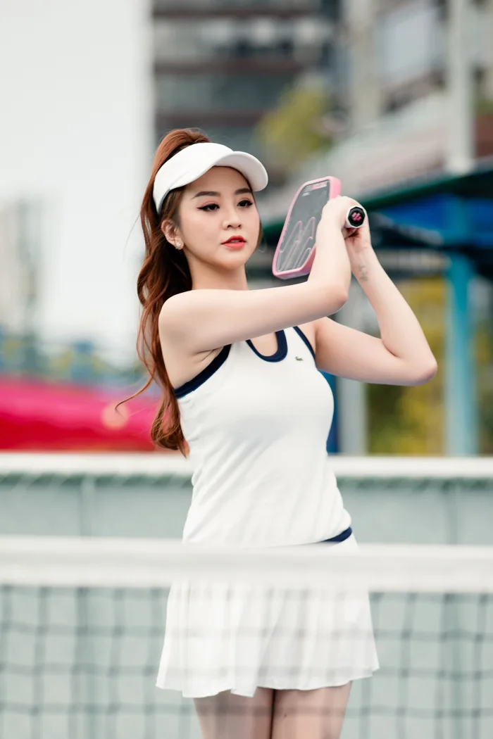 MC mặc sexy lên sân chơi Pickleball giải mã sức hút 