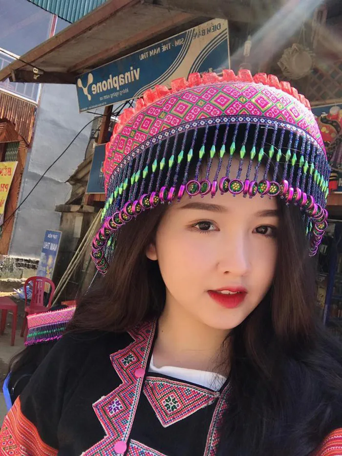9X Hà Nội đẹp ngất ngây trong trang phục dân tộc đang người được 