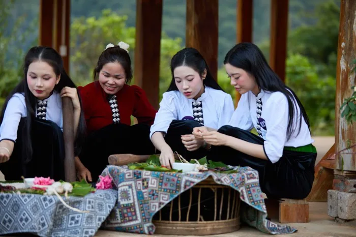 Top 30 Hoa hậu Du lịch Dân tộc Việt Nam 2025 hóa thân thành những cô gái  Thái xinh đẹp, duyên dáng trong hành trình khám phá hương vị Tây Bắc
