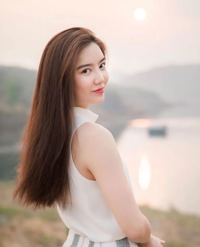 Nhan sắc Vạn người mê của hot girl cầu lông Thái Lan – Revilo