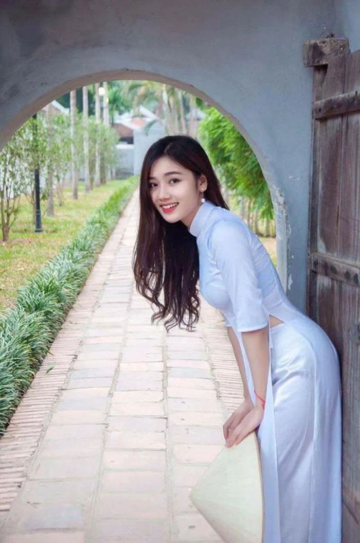 Thiếu nữ xinh đẹp xứ Nghệ “thả thính” khiến dân mạng rần rần tìm kiếm | Báo  Dân trí
