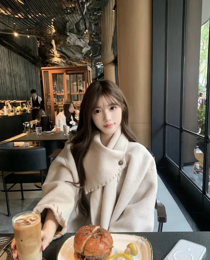 Bộ Sưu Tập Ảnh Gái Xinh 2K Dễ Thương Và Phong Cách