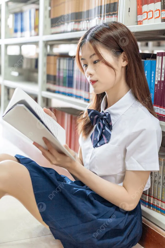 Nữ Sinh Viên đại Học đọc Sách Trong Thư Viện Ảnh Và Hình ảnh Để Tải Về Miễn  Phí - Pngtree