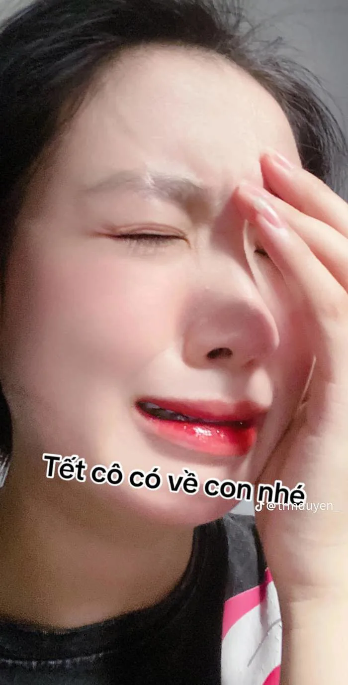 Chân dung nữ giáo viên xinh đẹp, vừa bị trò cưng chúc cực 