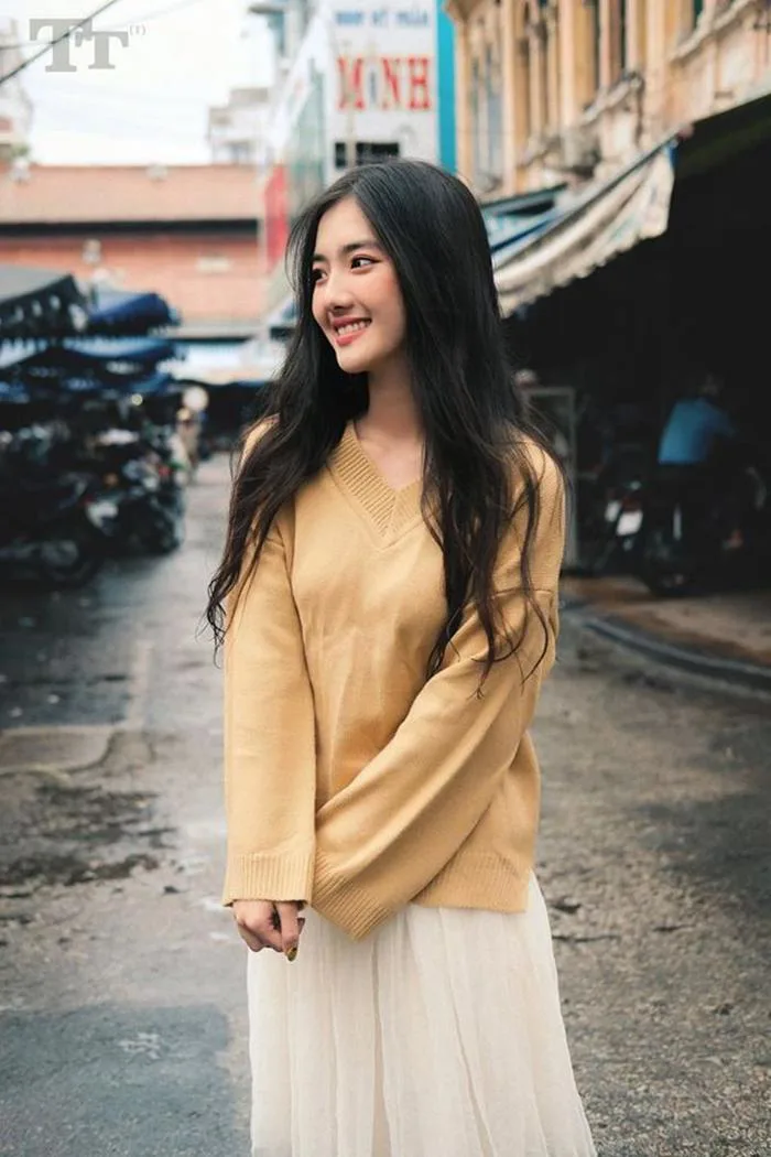 Thiếu nữ An Giang sở hữu góc nghiêng thần thánh, đẹp như tượng tạc | Báo  Dân trí