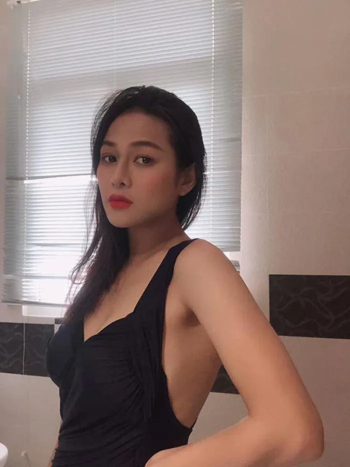 Hotgirl làng hài Trà Ngọc đẻ con đúng mùa dịch, cảm tưởng cả thế giới ở cữ  cùng mình