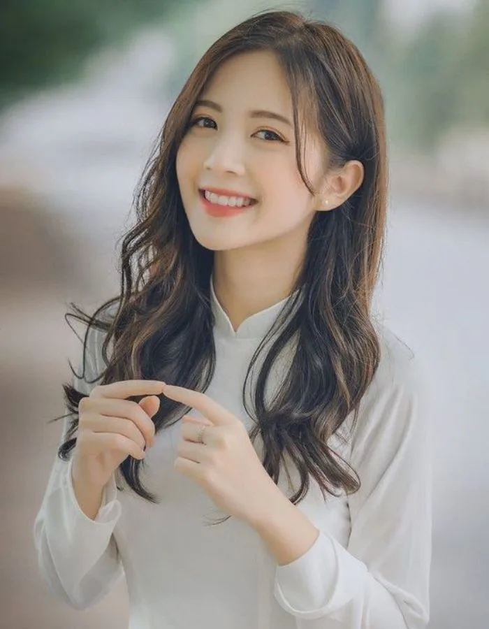 Top 7+ Kiểu Tóc Chụp Kỷ Yếu Cho Nữ Hot Nhất Năm 2024