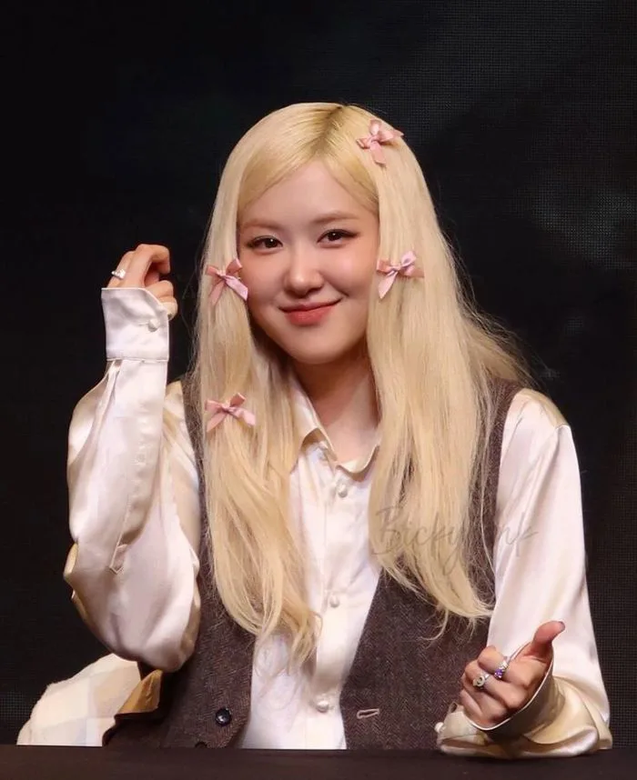 Khám phá 220 ý tưởng idol kpop 🥰 và nữ thần | hình ảnh, người nổi tiếng,  công chúa và các ý tưởng khác
