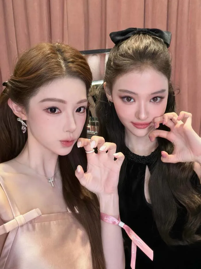 Hot girl không bị lu mờ trước nữ thần Kpop: Visual như búp bê nhưng mặt mộc  mới đỉnh