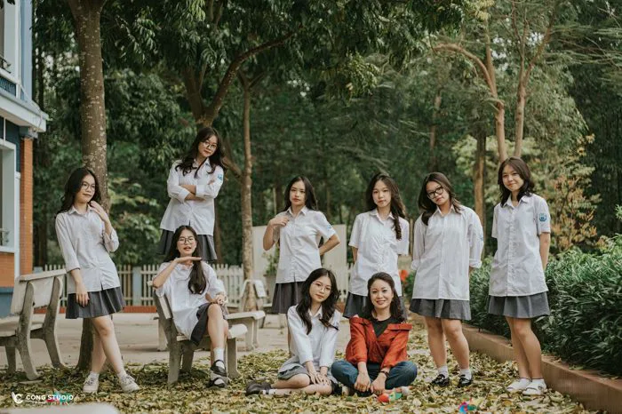 Tổng hợp ảnh kỷ yếu đẹp nhất - Rửa Ảnh Giá Rẻ | Ngầu Photo