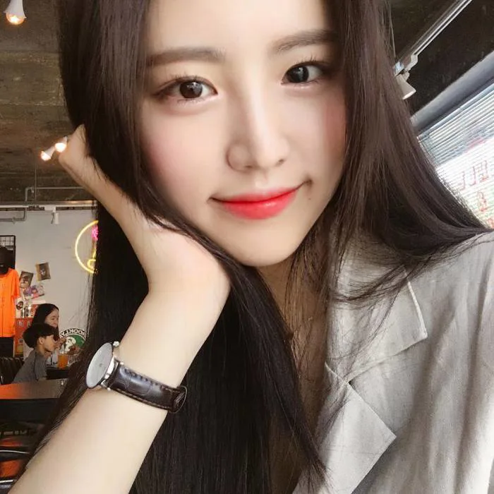5 hot girl Hàn được hội mê làm đẹp săn đón vì makeup cực long lanh