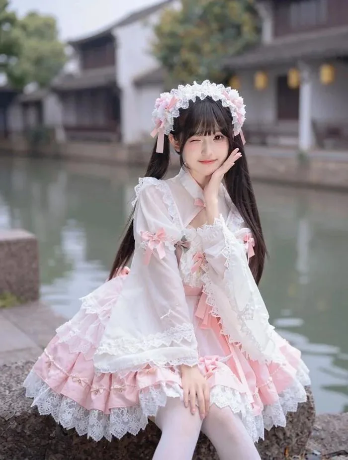 Lolita là gì? Váy lolita có những phong cách nào được yêu thích?