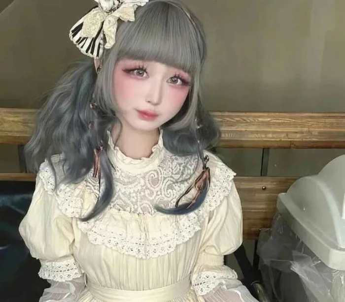 Lolita dễ thương nhất Nhật Bản' lộ mặt thật gây thất vọng